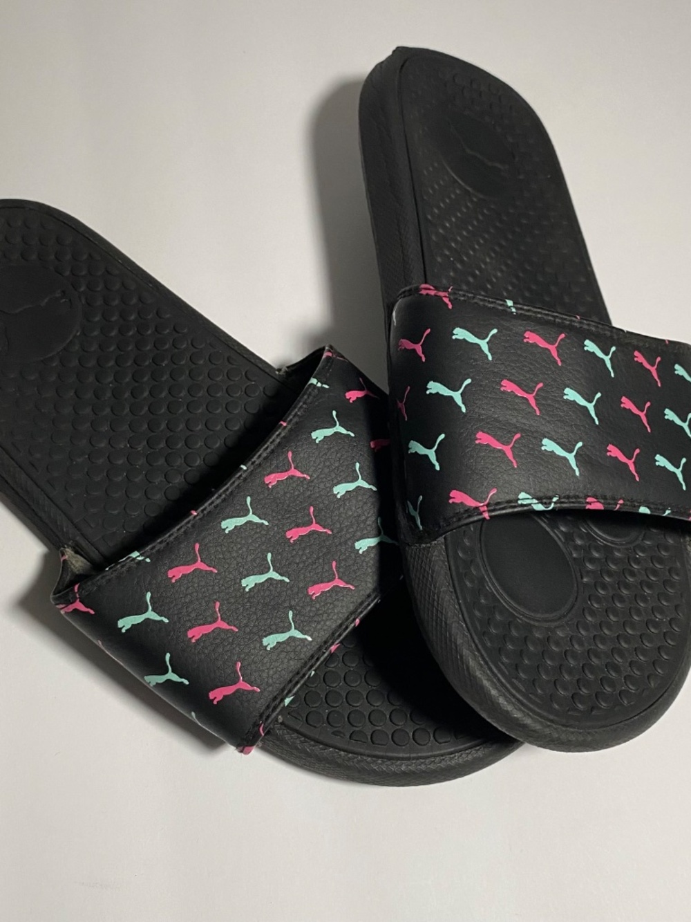 Puma Women's Size 8 Black Slide Sandals Pink & Teal Logo Slip On Comfort Slides